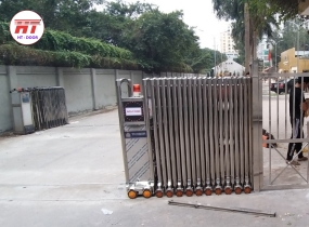 CỬA CỔNG XẾP TỰ ĐỘNG