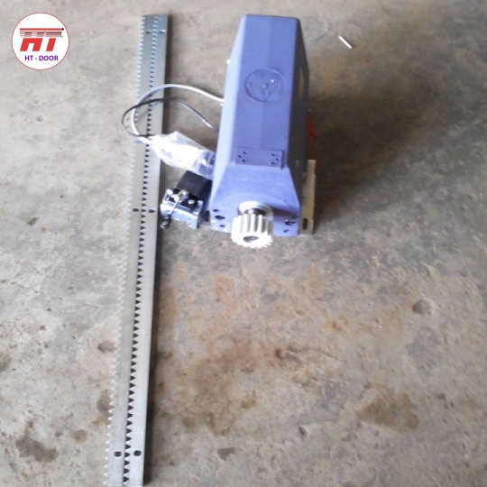 MOTOR CỬA CỔNG LÙA  ĐÀI LOAN